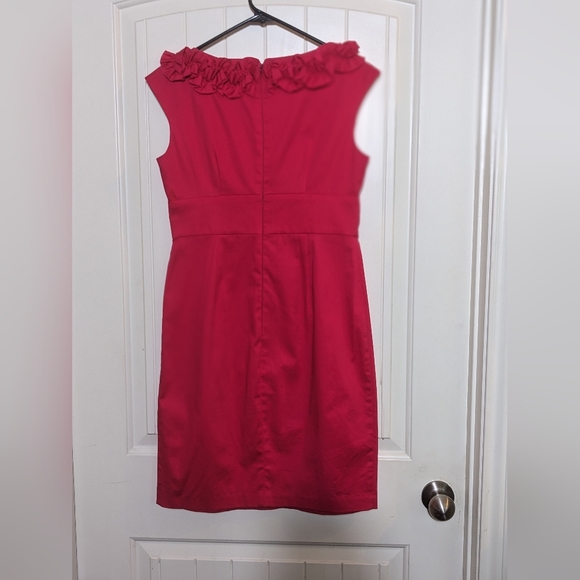 Sleeveless Hot Pink Sheath Dress w/ Ruffled Round Neck & empire waist; 6 Petite - Picture 3 of 5